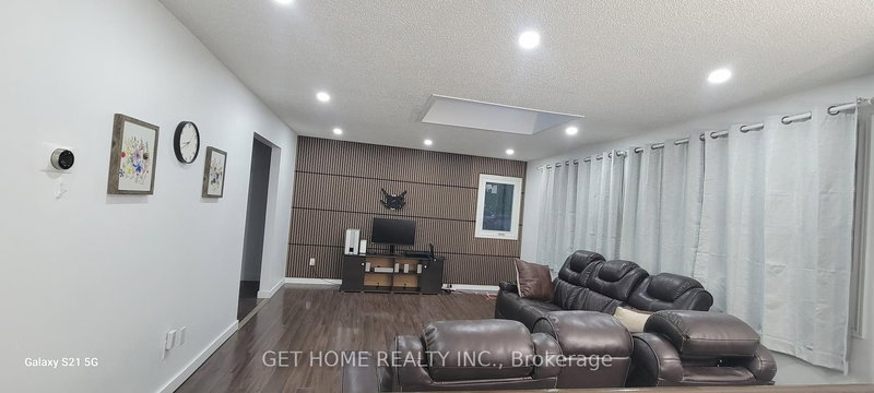 Main - 85 High Acres Cres, Kitchener, N2N 2S3 | Image 2