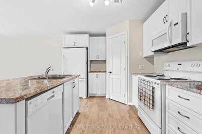 903 BLOSSOM Street — more photos