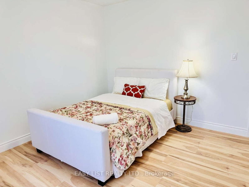 664 King St, Port Colborne, L3K 4H8 | Image 3