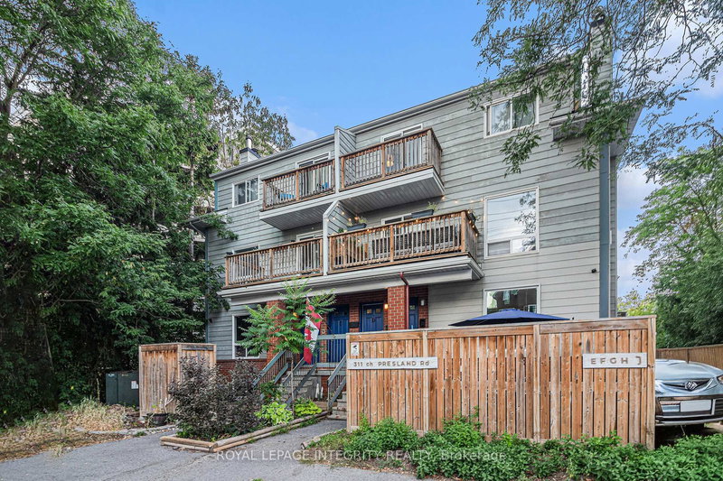 D - 311 Presland Rd, Ottawa, K1K 2B6 | Image 3