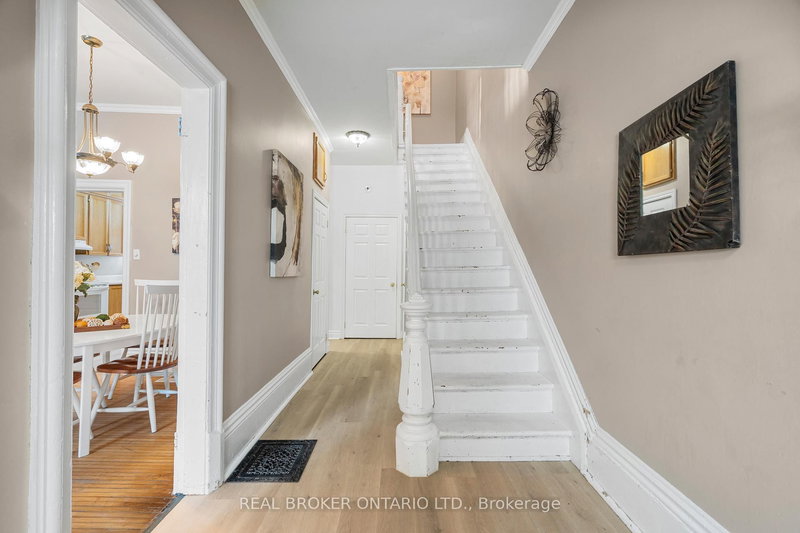 42 Daniel St N, Arnprior, K7S 2K5 | Image 3