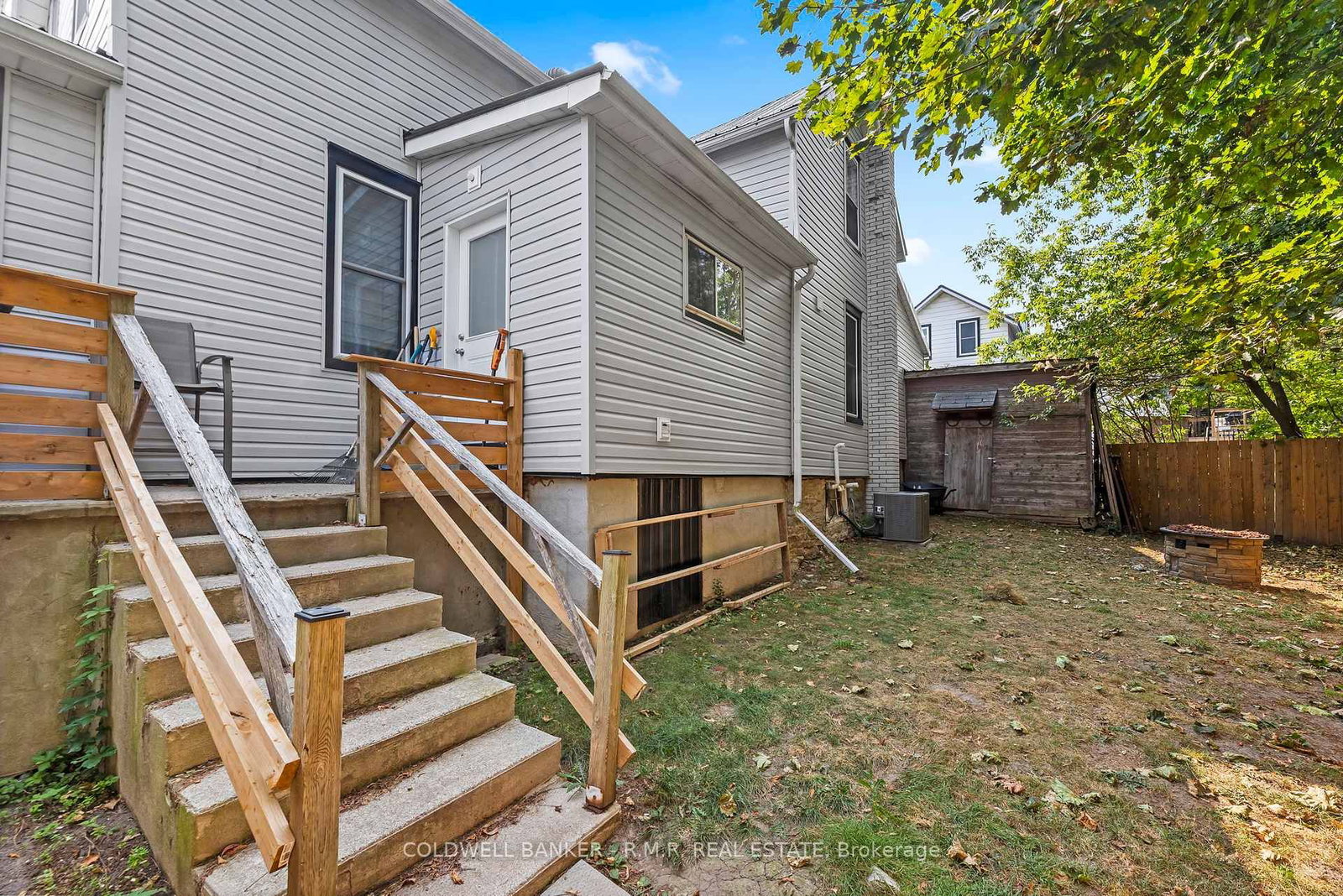 Listing Image 7