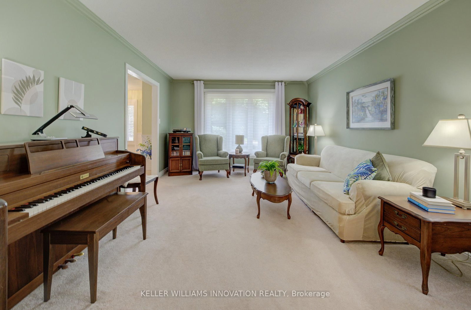 Listing Image 7