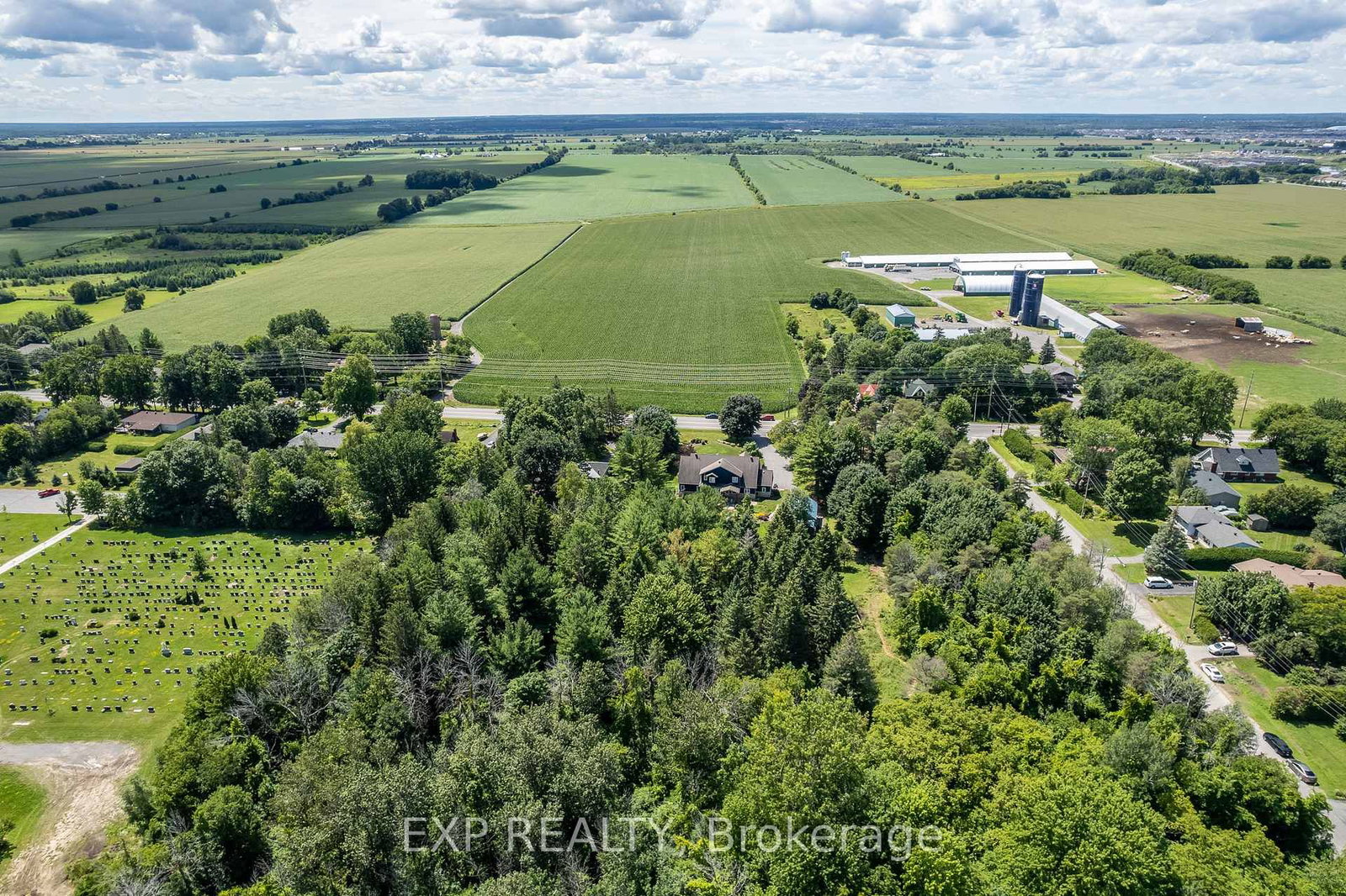 5486 Old Richmond Rd. Road W • Ottawa, ON photo 19