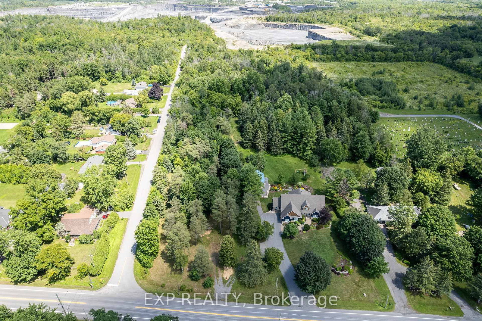 5486 Old Richmond Rd. Road W • Ottawa, ON photo 3