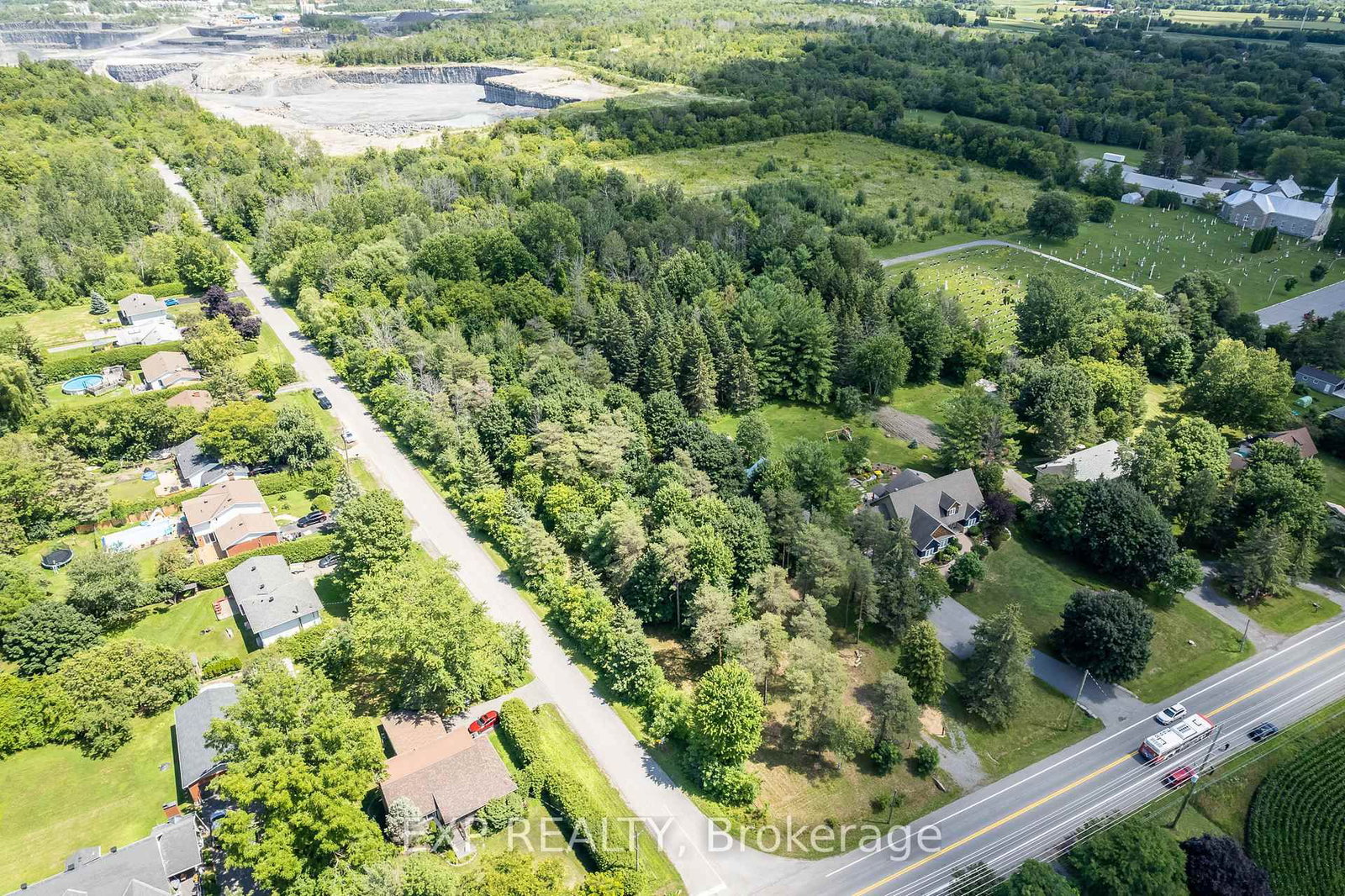 5486 Old Richmond Rd. Road W • Ottawa, ON photo 4