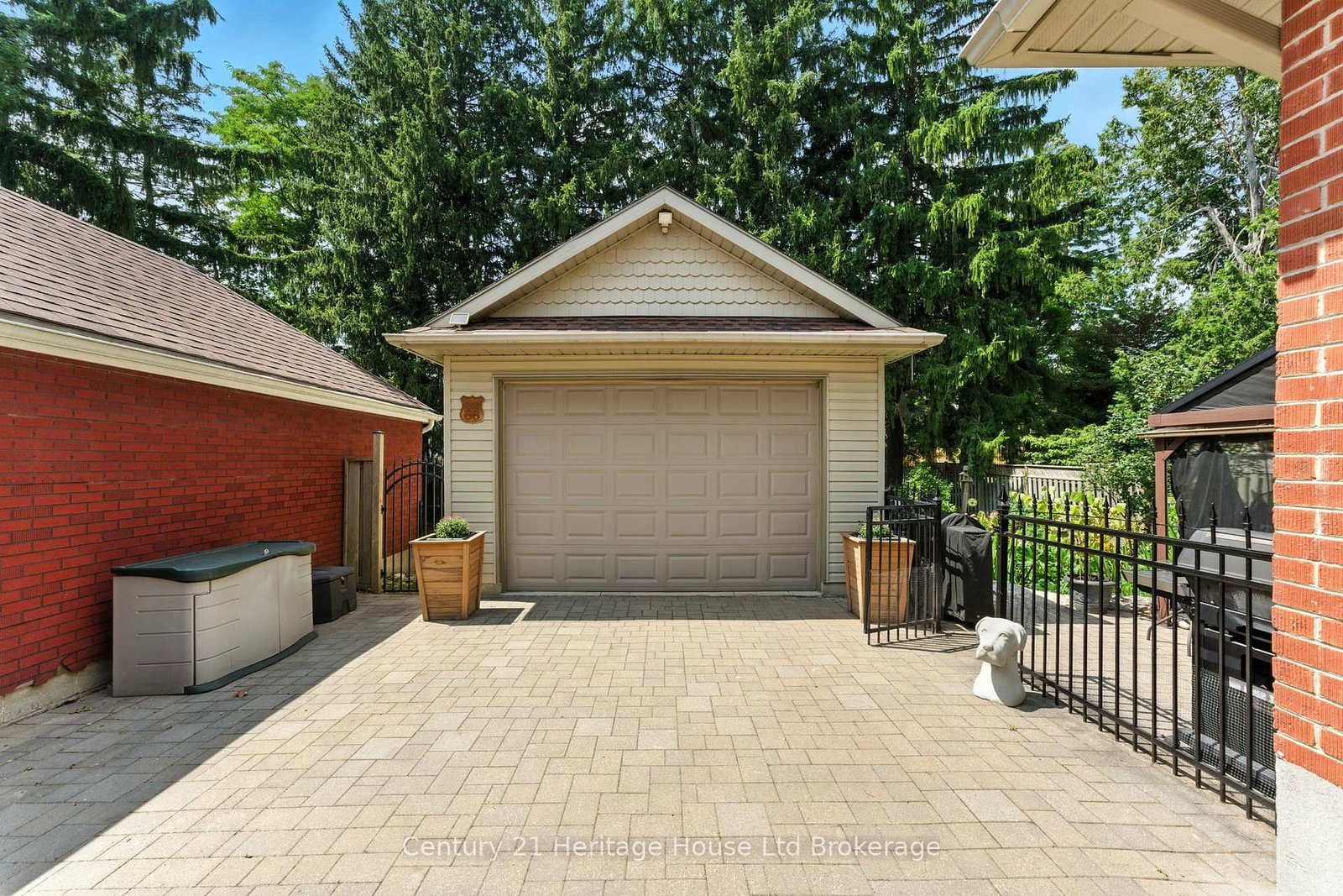 Listing Image 22