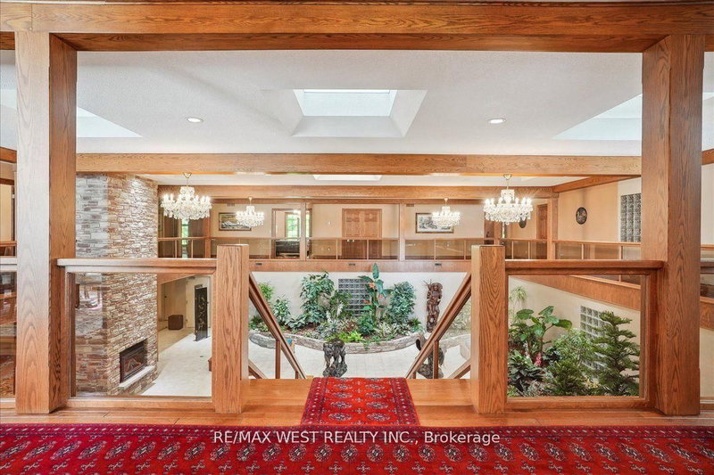 1630 Pelham St, Pelham, L0S 1E3 | Image 2