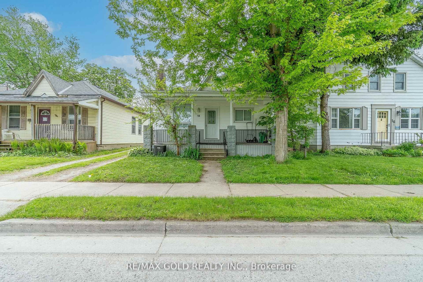 Listing Image 3