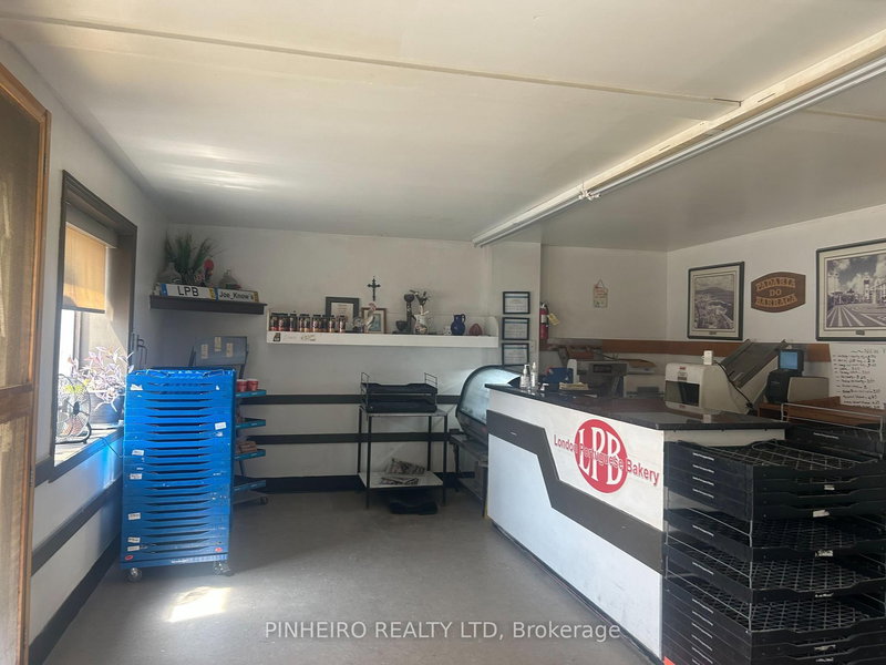 420 Hamilton Rd, London East, N5Z 1R9 | Image 3