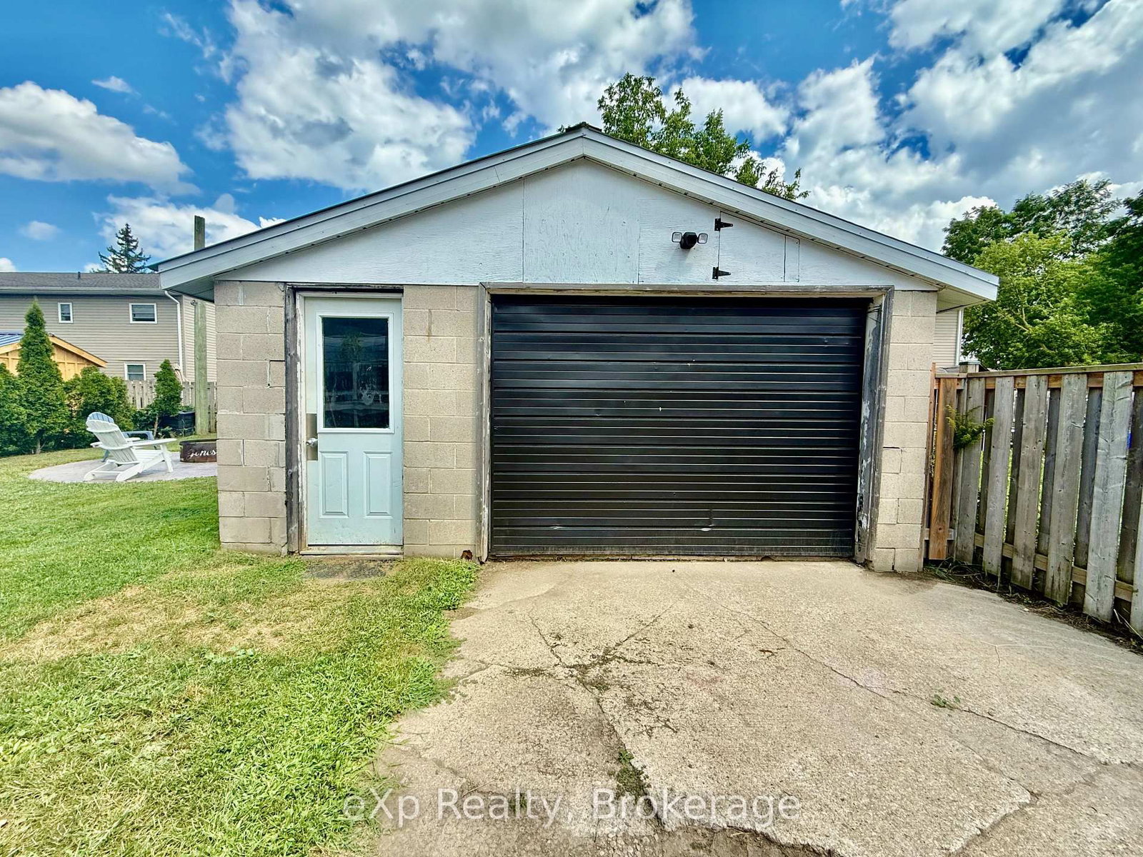 Listing Image 18