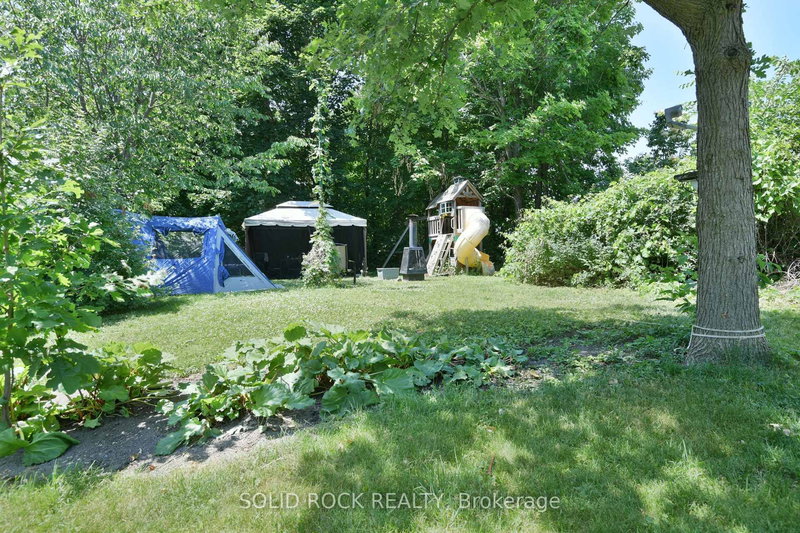 54 William St W, Arnprior, K7S 1J9 | Image 2