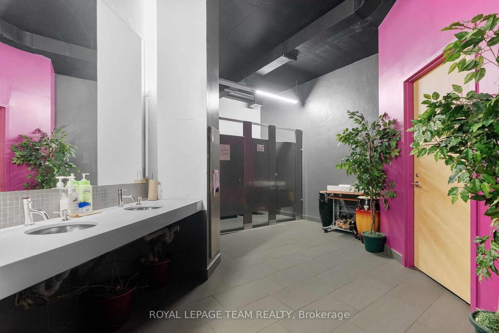 450 Rideau Street, Unit A01 - Photo 26