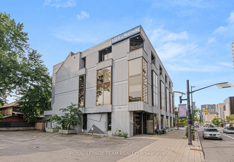 A01 - 450 Rideau St, Ottawa, K1N 5Z4 | Image 3
