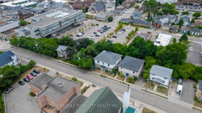 50 Wellington Street — photo 4