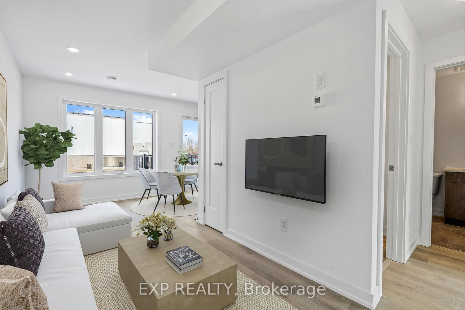 4263 Fourth Avenue, Unit 624 - Photo 2