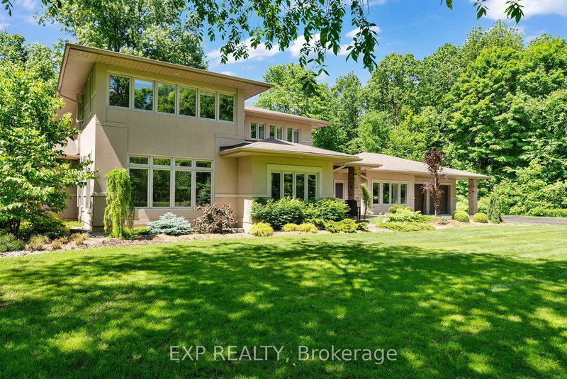 5759 Queenscourt Cres, Ottawa, K4M 1K3 | Image 2