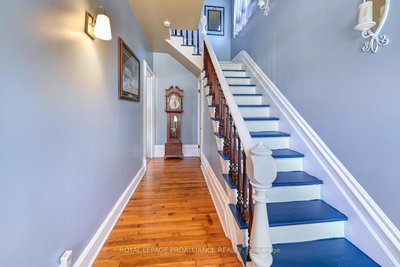 394 Park Street E — photo 3