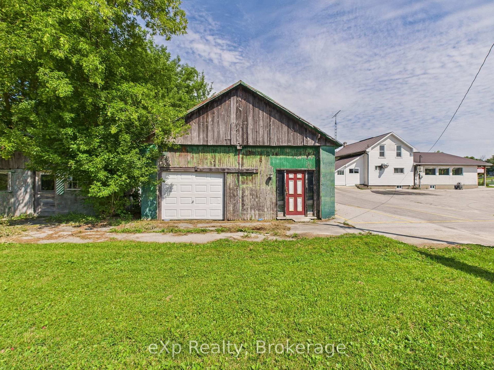 Listing Image 6