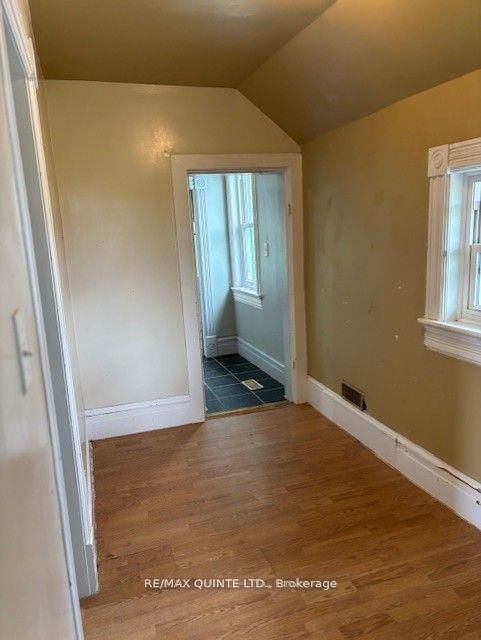 Listing Image 27