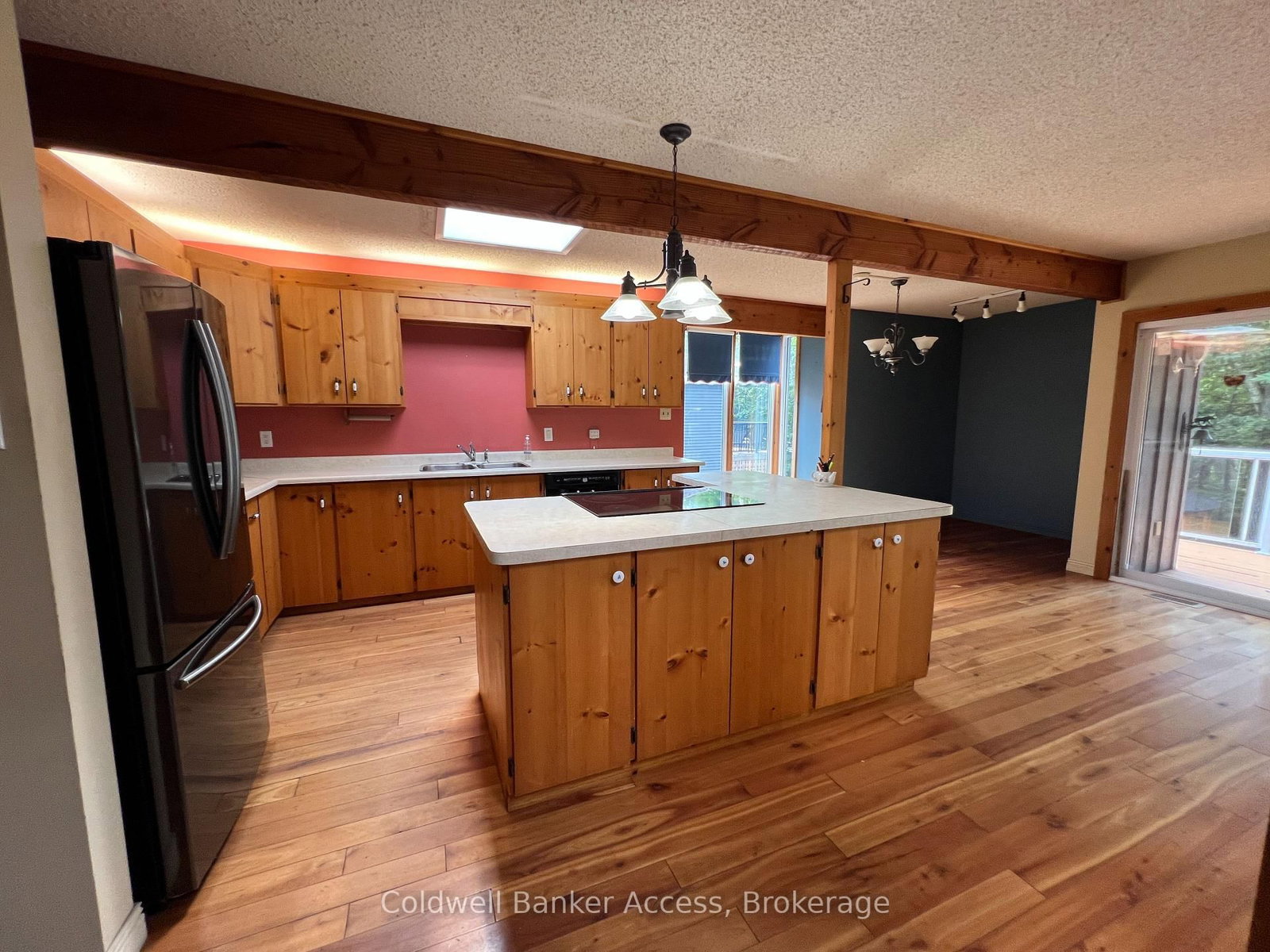 Listing Image 20