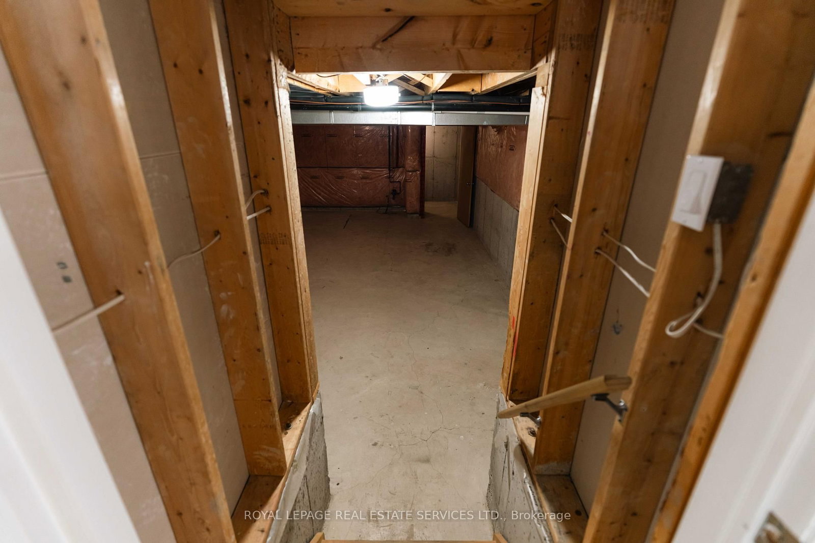 Listing Image 33