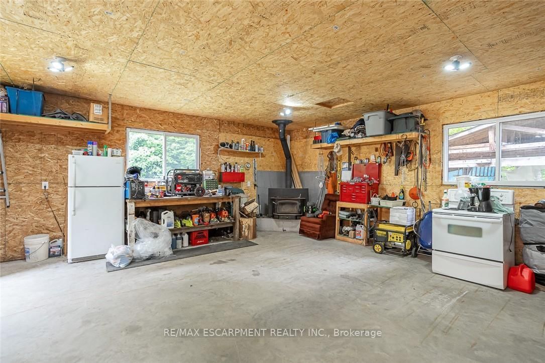 Listing Image 40