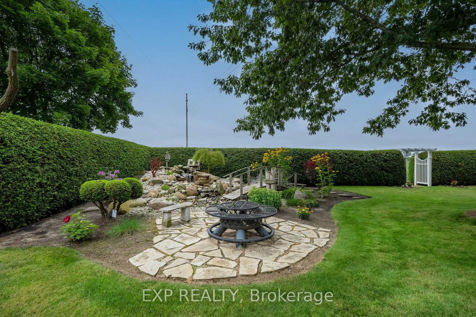 Listing Image 10