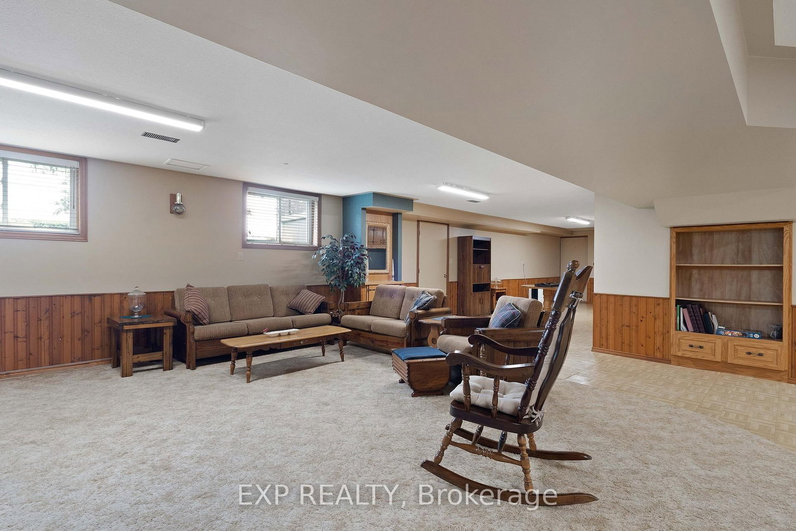 Listing Image 42