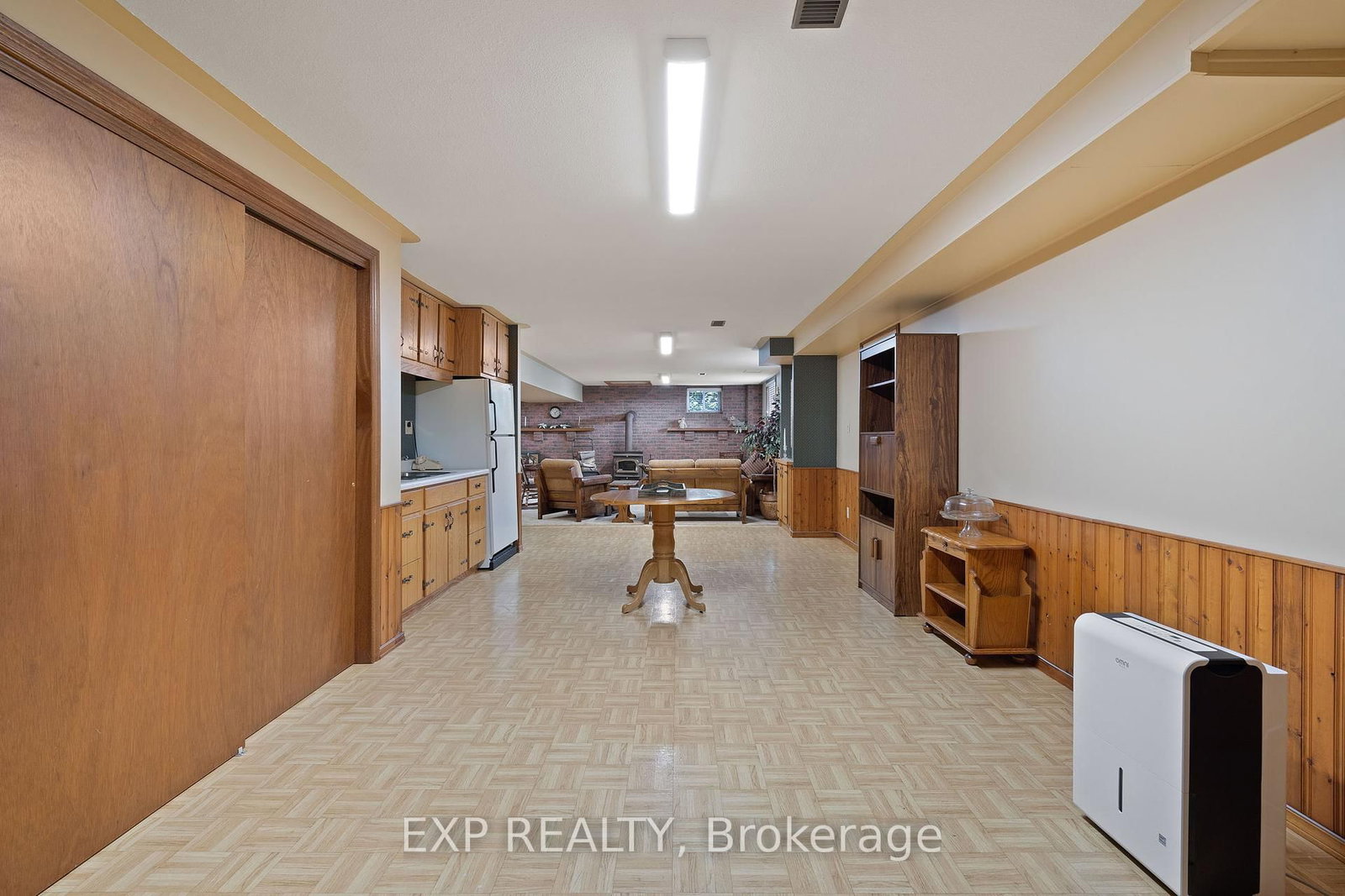 Listing Image 45