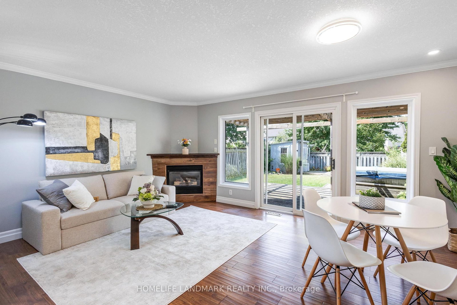 Listing Image 12