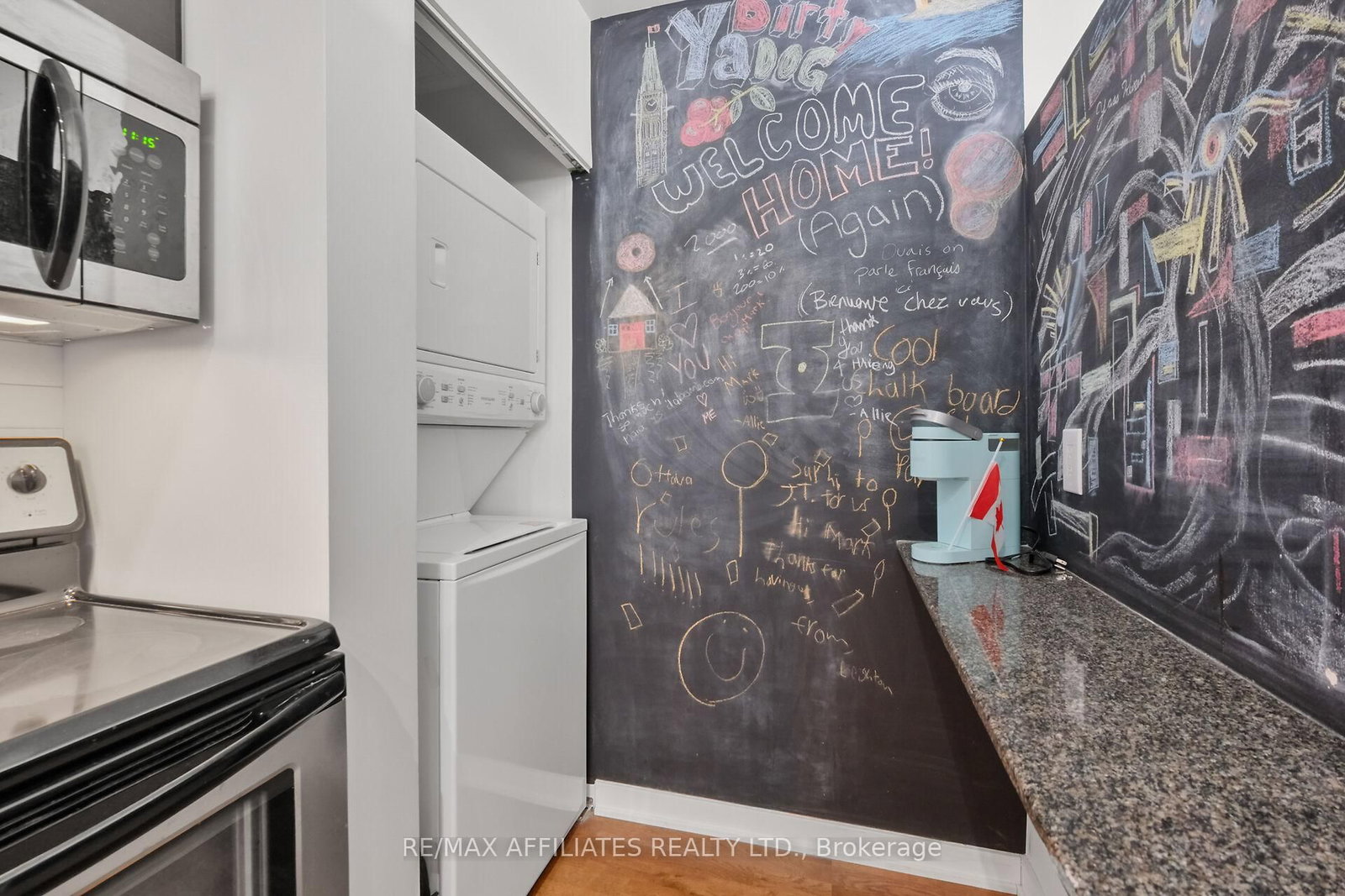 Listing Image 14