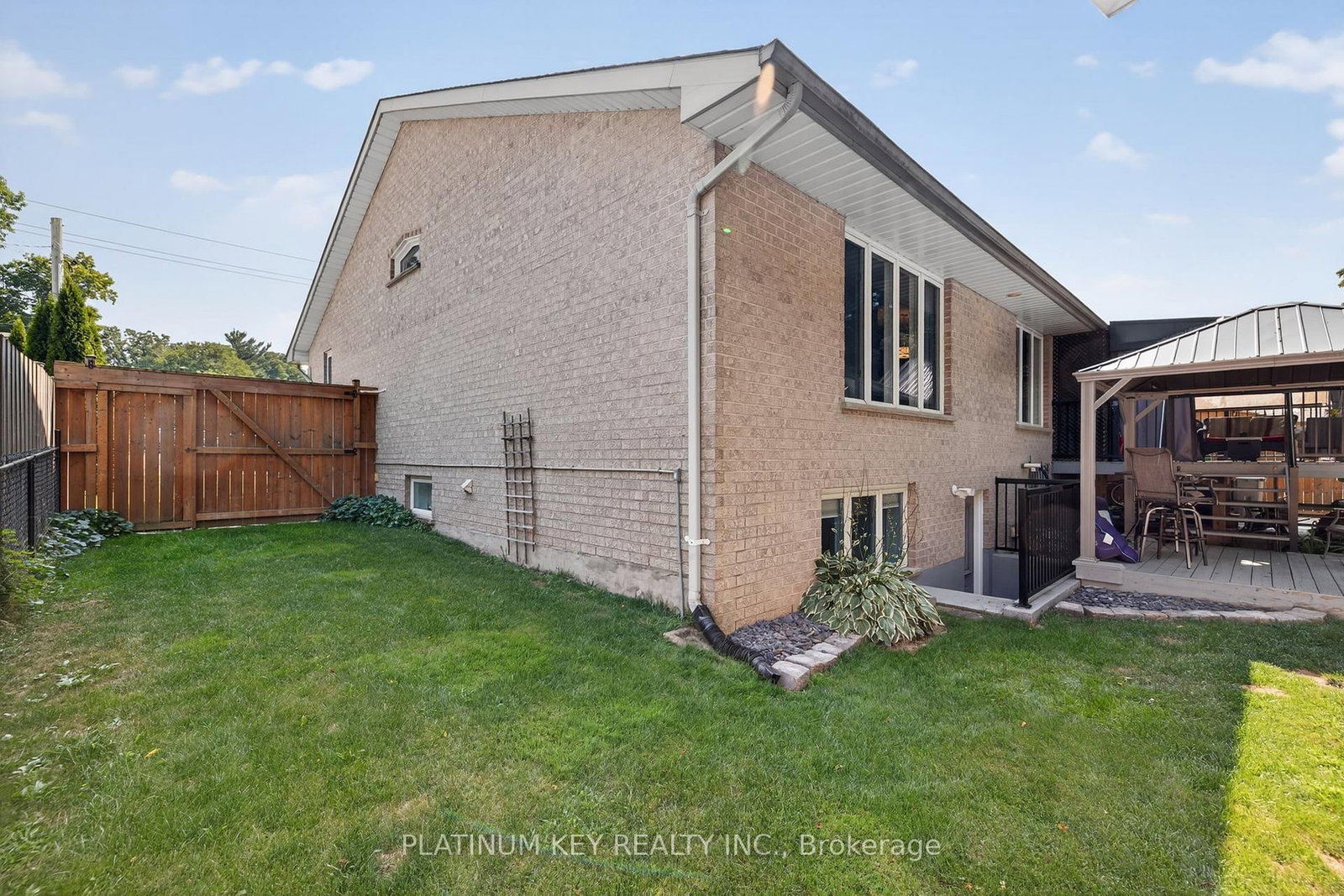 Listing Image 44