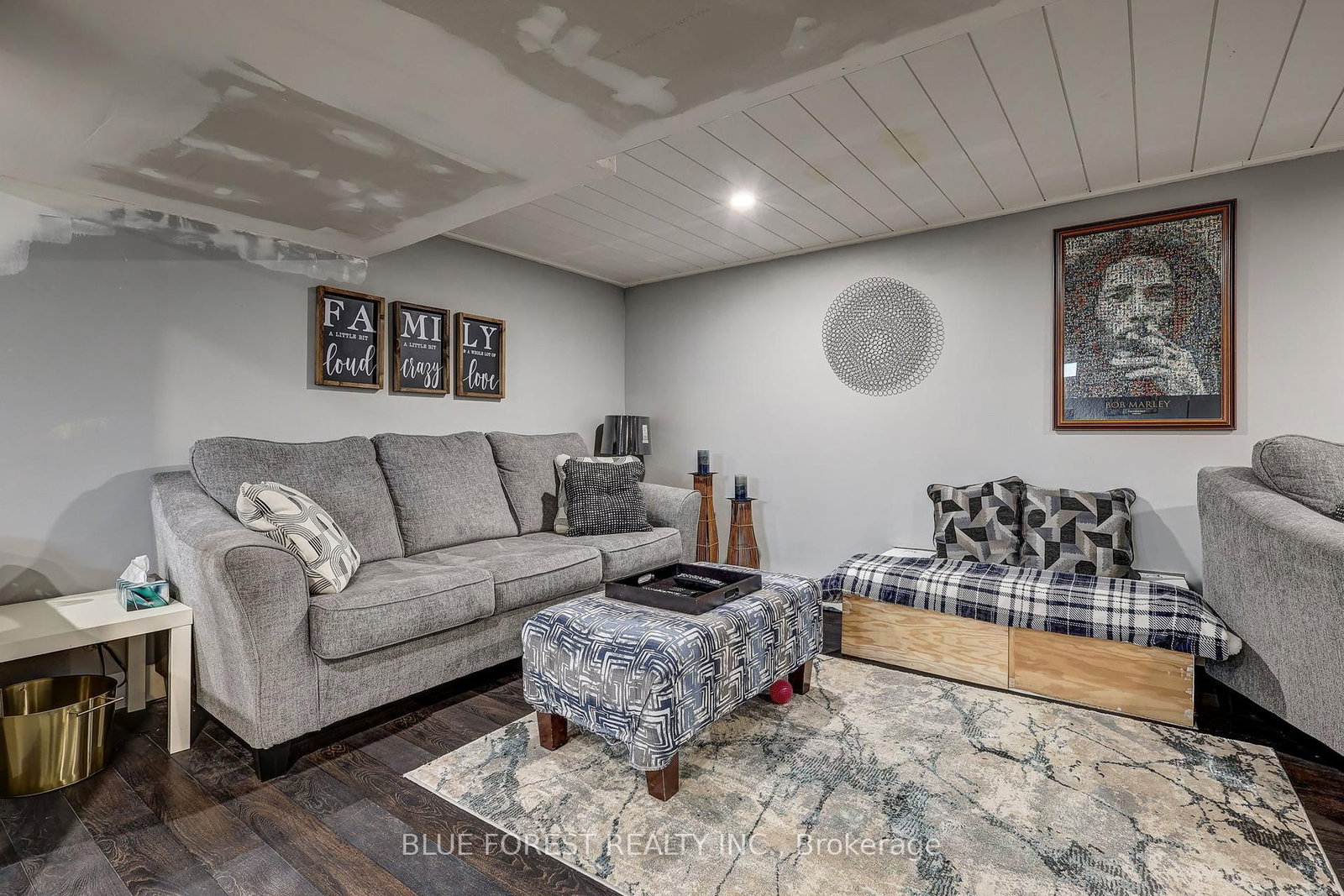Listing Image 42