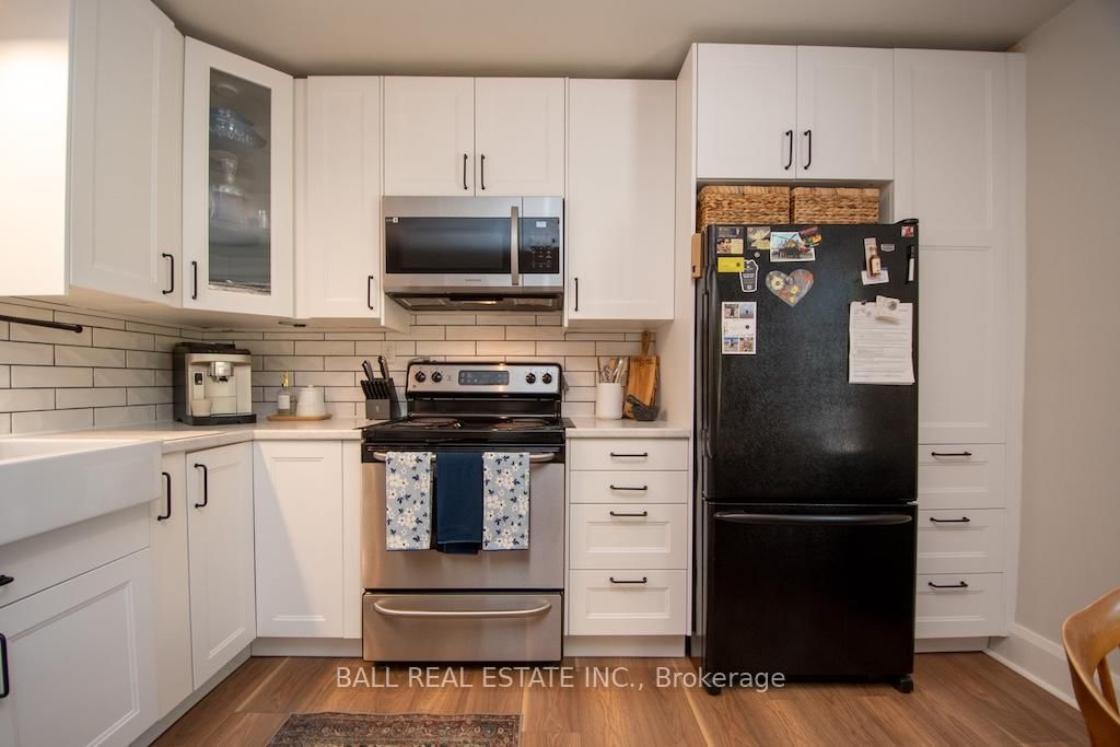 Listing Image 13