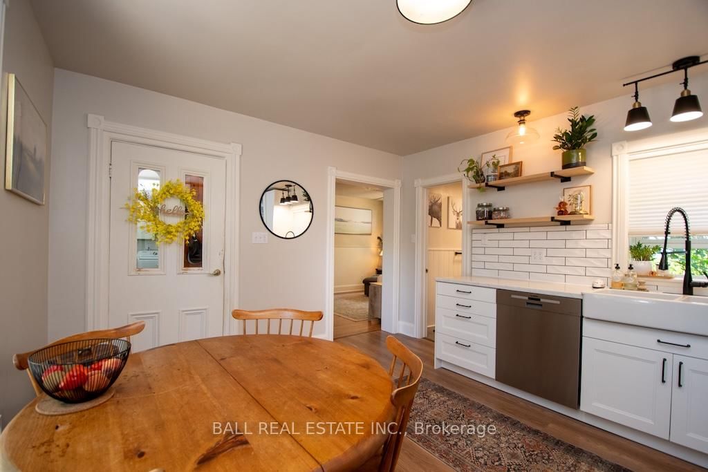 Listing Image 17