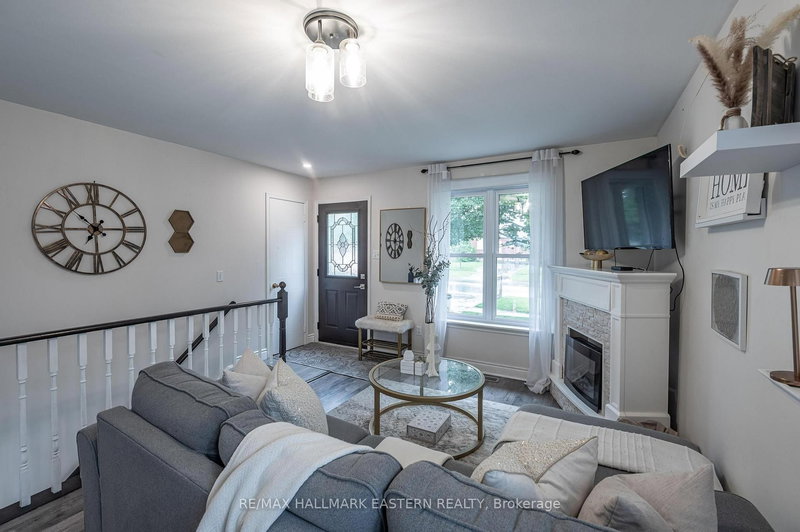 297 Towerhill Rd, Peterborough, K9H 7N1 | Image 2