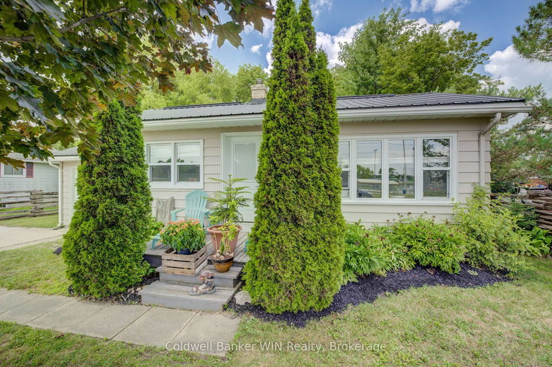 383 Wellington St E, Wellington North, N0G 2L2 | Image 3
