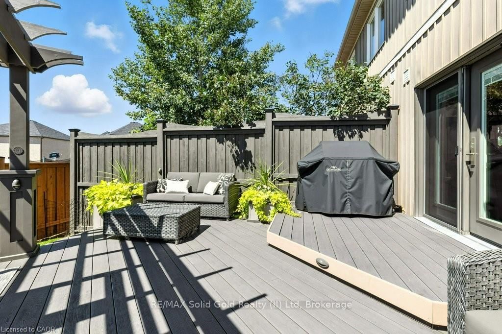 102 Trowbridge Street - Photo 28