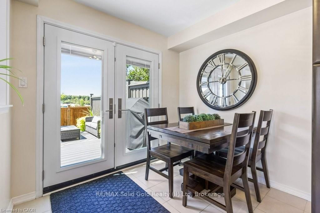 102 Trowbridge Street - Photo 9