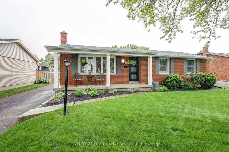 116 Downing Cres, London South, N6C 3C8 | Image 3