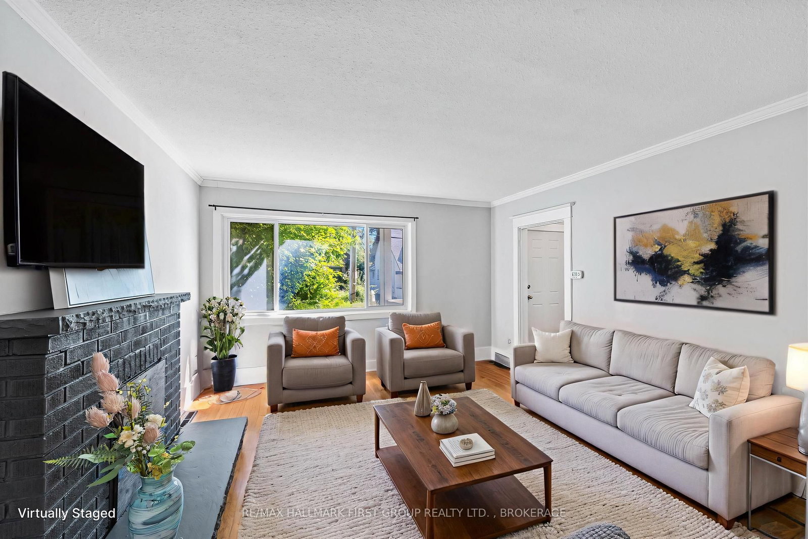 Listing Image 7