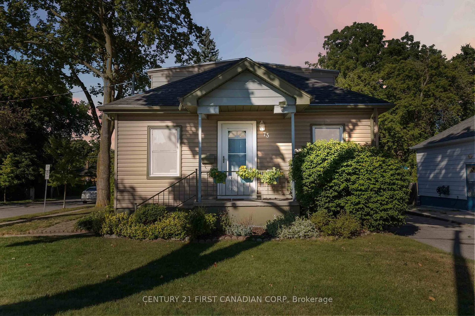Listing Image 2