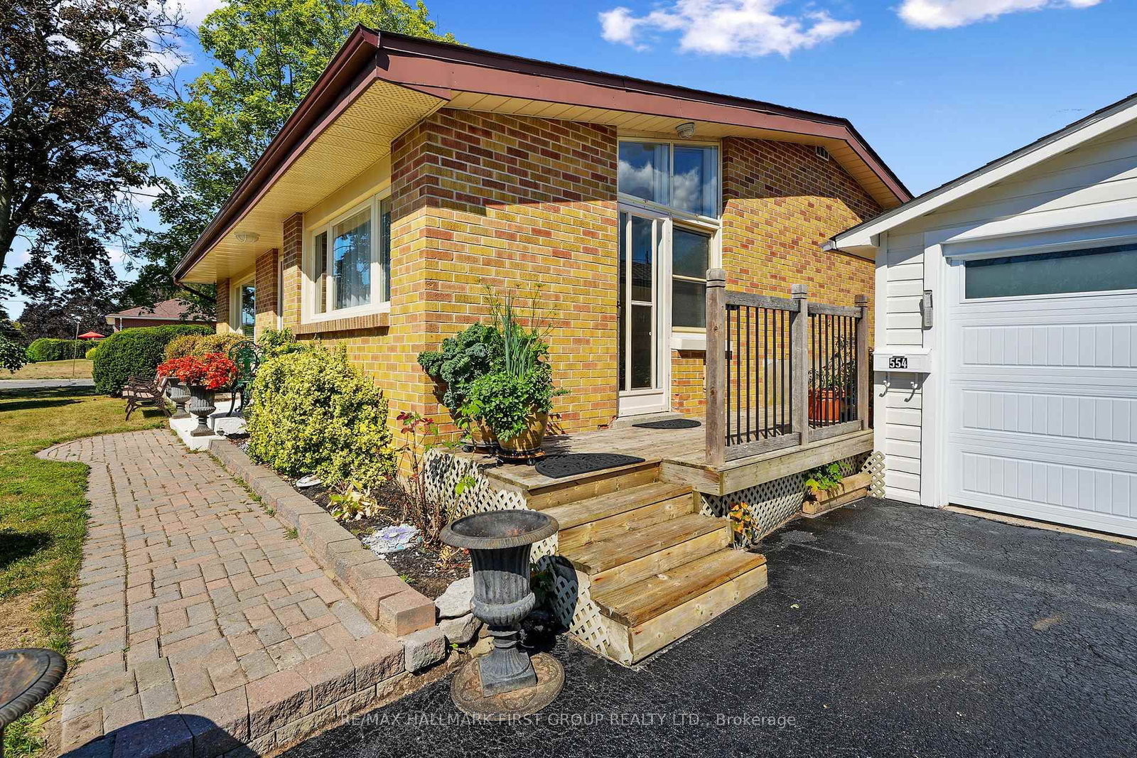 Listing Image 3