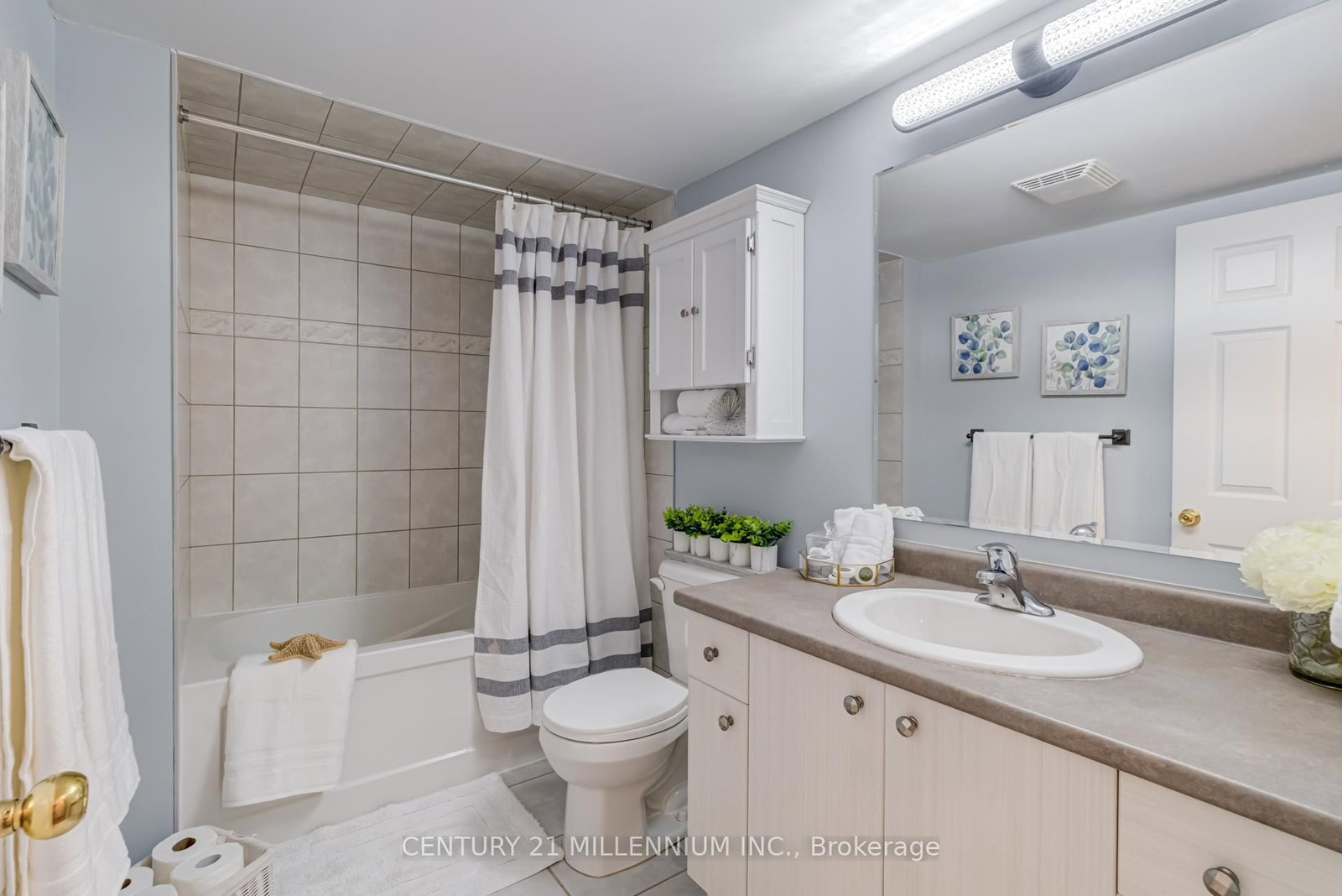 630 Woodlawn Road E, Unit A - Photo 28