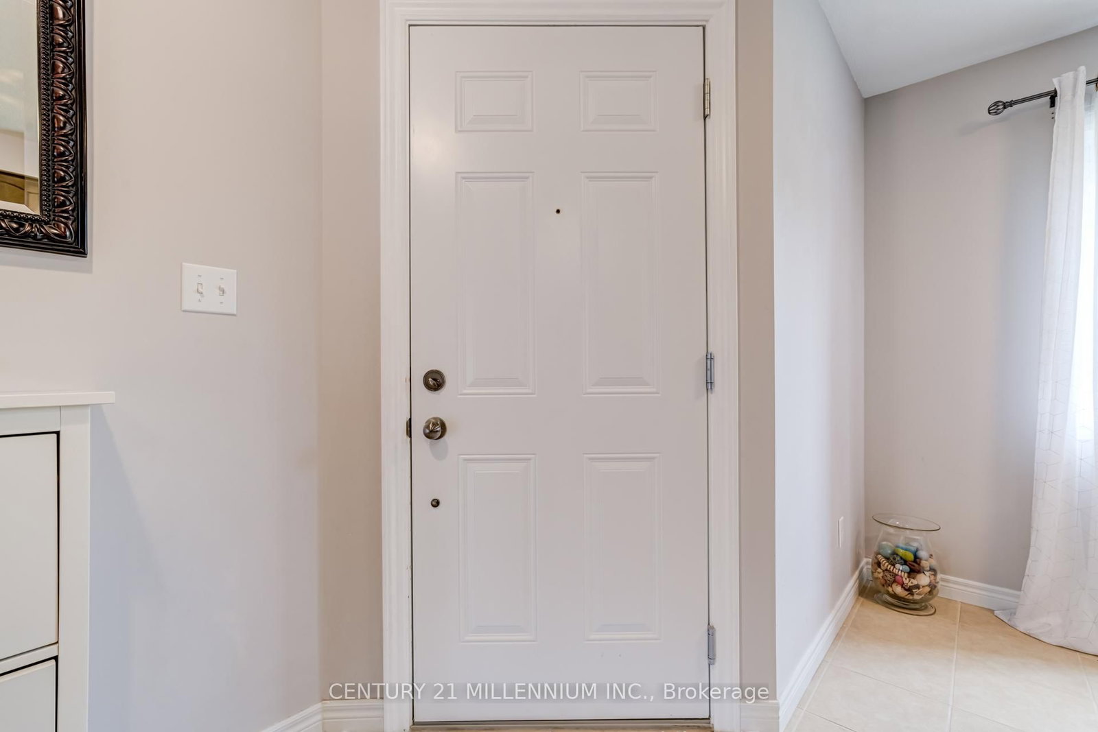 630 Woodlawn Road E, Unit A - Photo 3