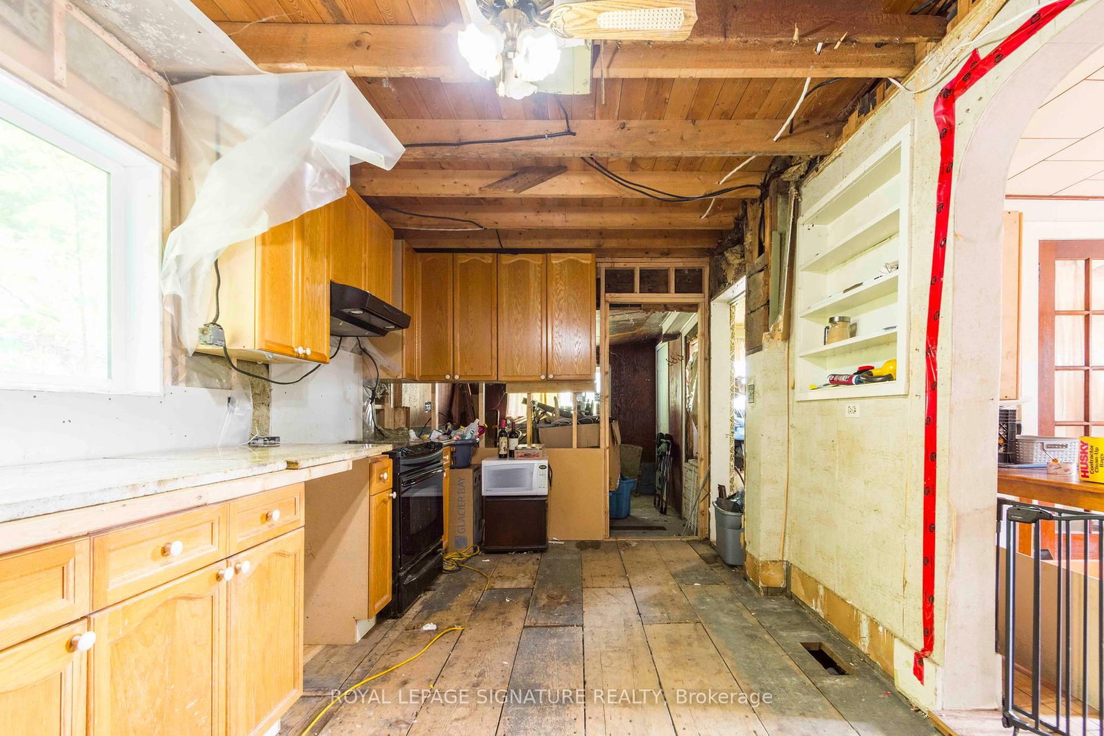Listing Image 5