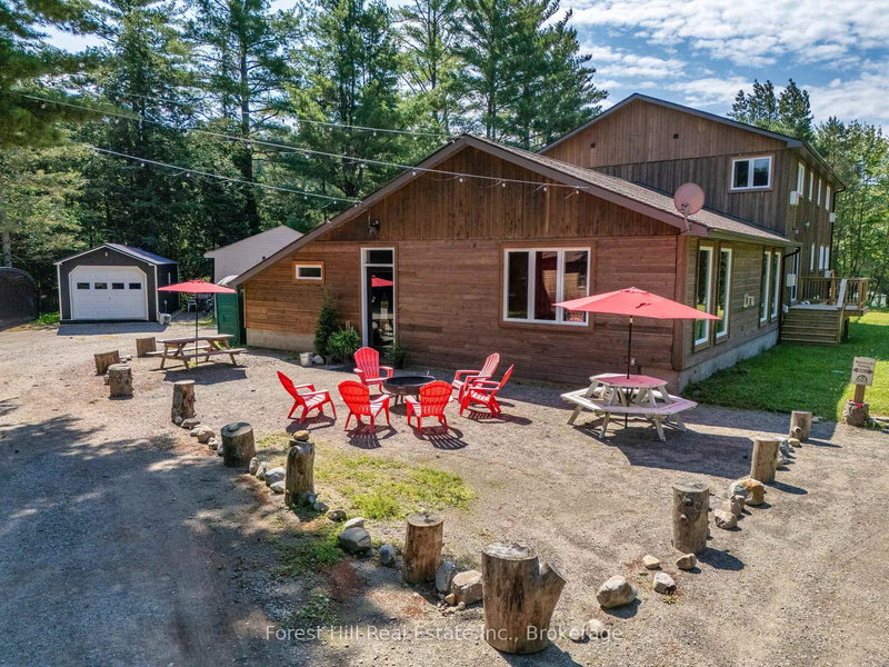 1326 Kawagama Lake Rd, Algonquin Highlands, P0A 1E0 | Image 3