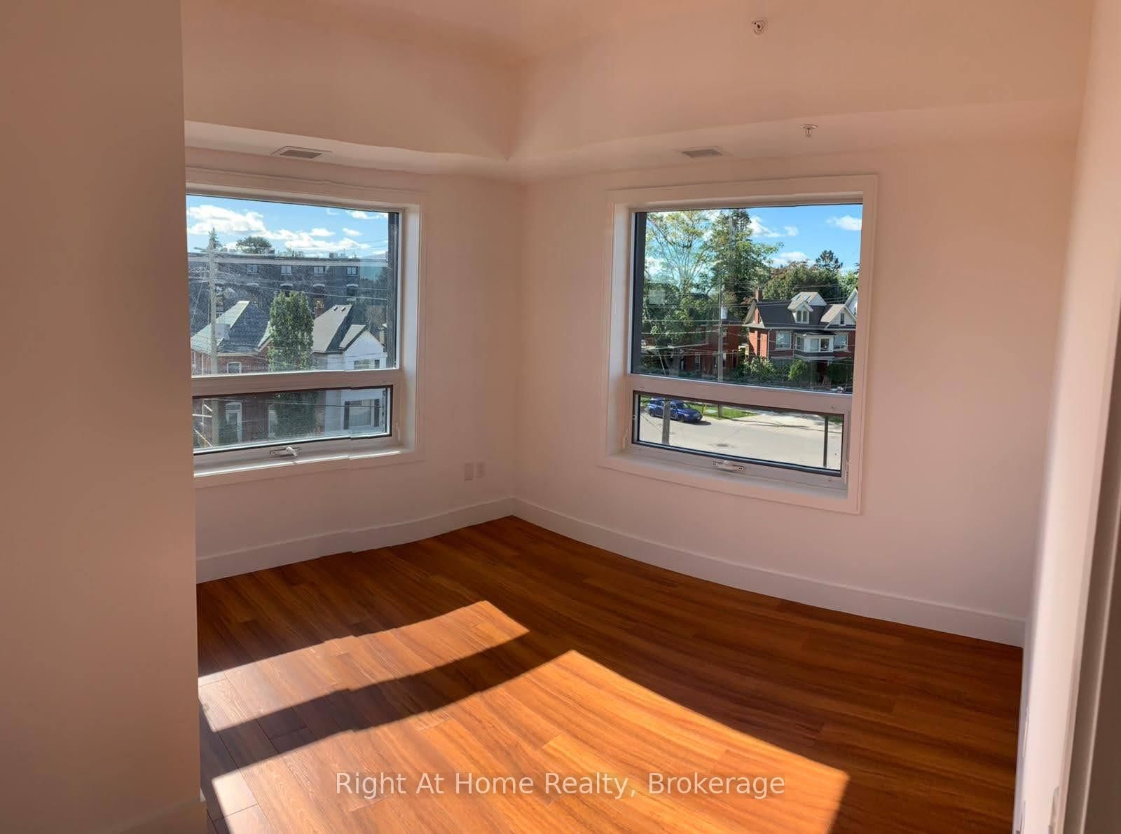 1 WELLINGTON Street, Unit 308 - Photo 11