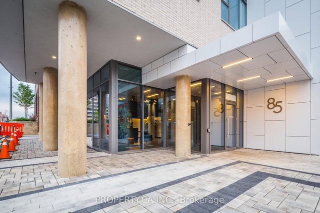 409 - 85 Duke Street W